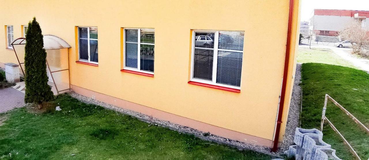 Apartmán Esser 2 Milovice  Esterno foto
